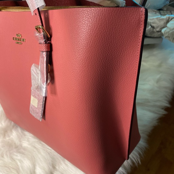 Brand New COACH Mollie Tote - Picture 3 of 4